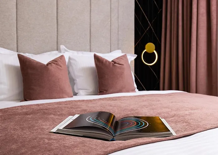 Happy People 2 Bd, By Flat Mаnager *